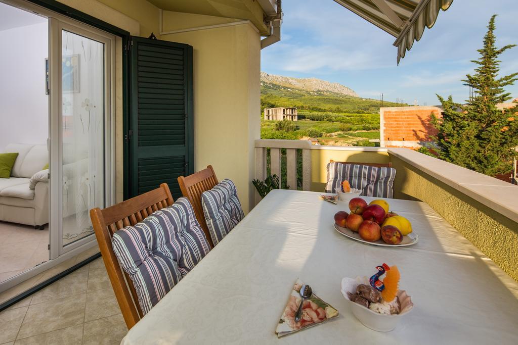Apartments Leon Подстрана Номер фото