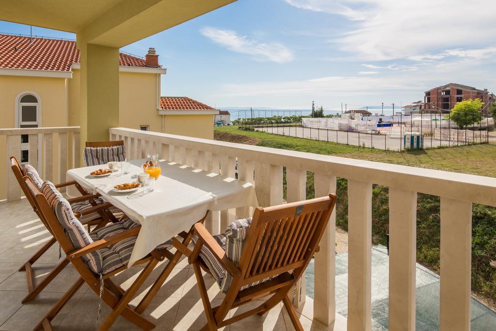 Apartments Leon Подстрана Номер фото