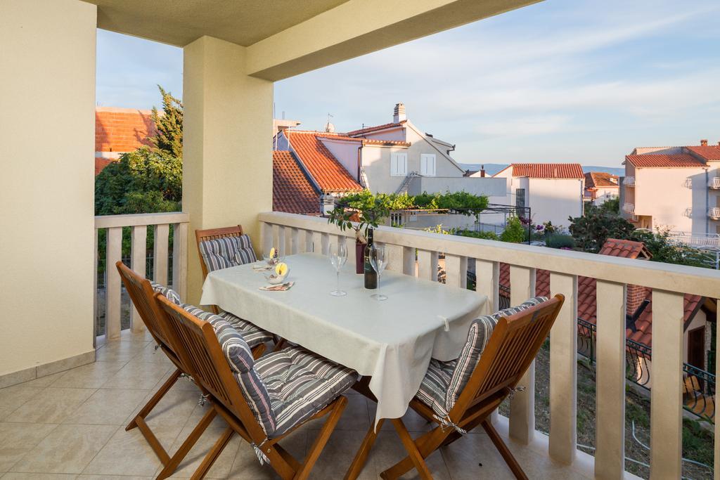 Apartments Leon Подстрана Номер фото