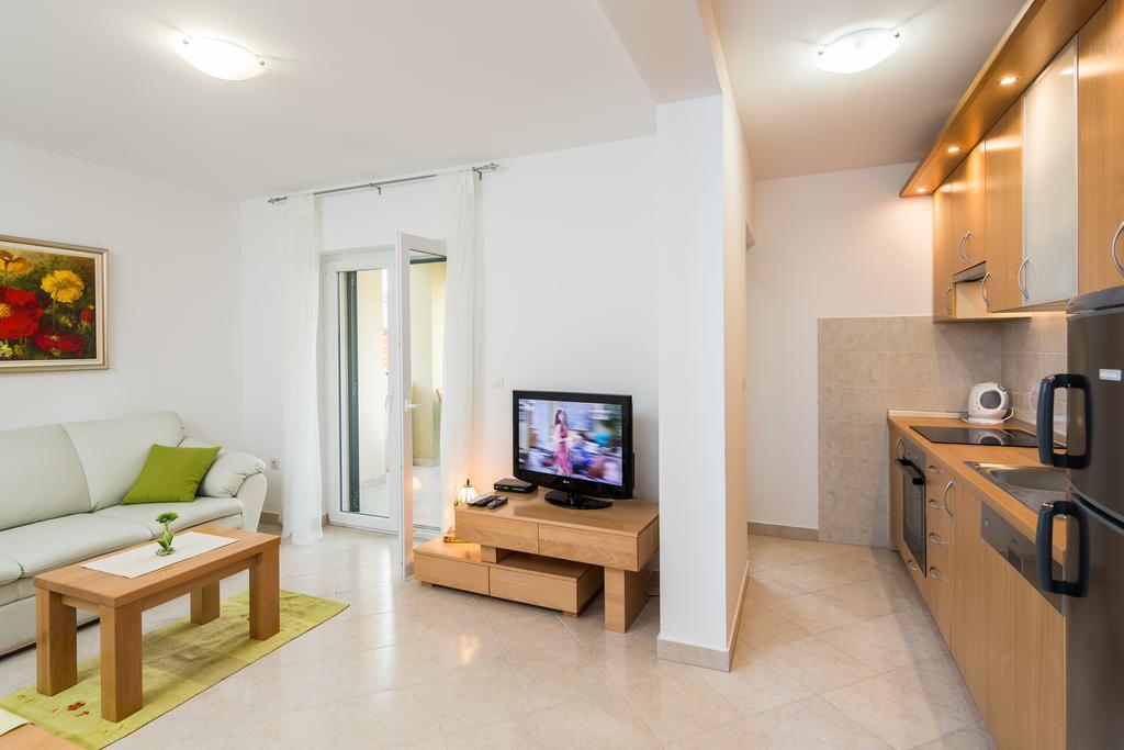 Apartments Leon Подстрана Номер фото